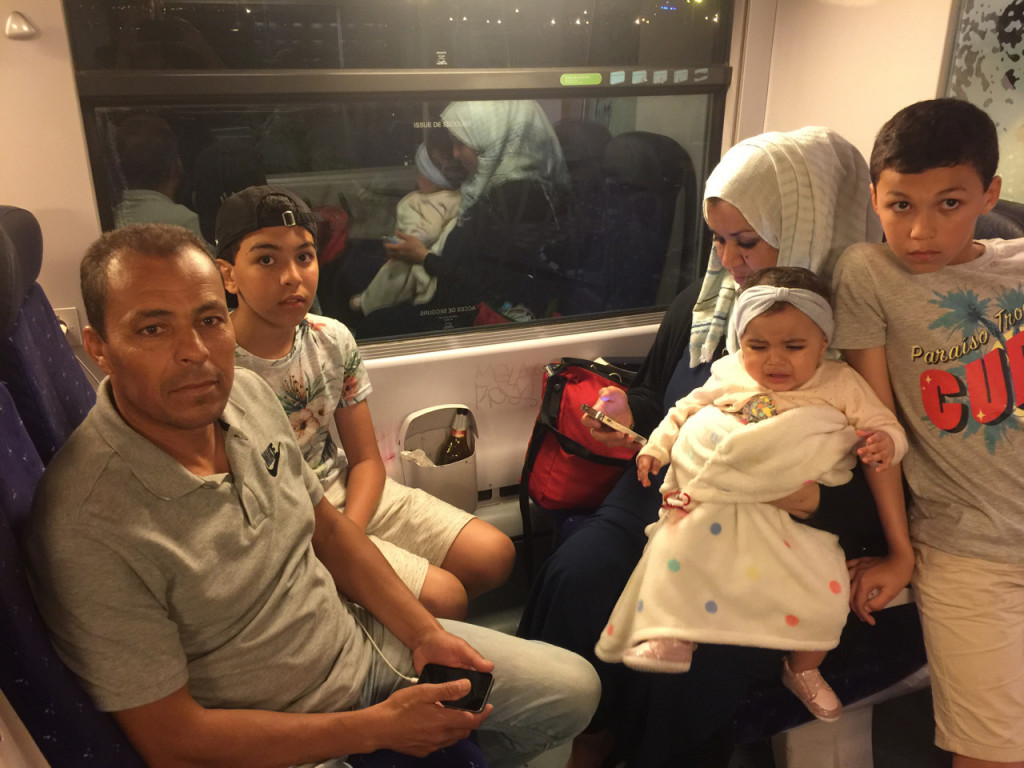 Families with children have been stuck on train for over two hours without water