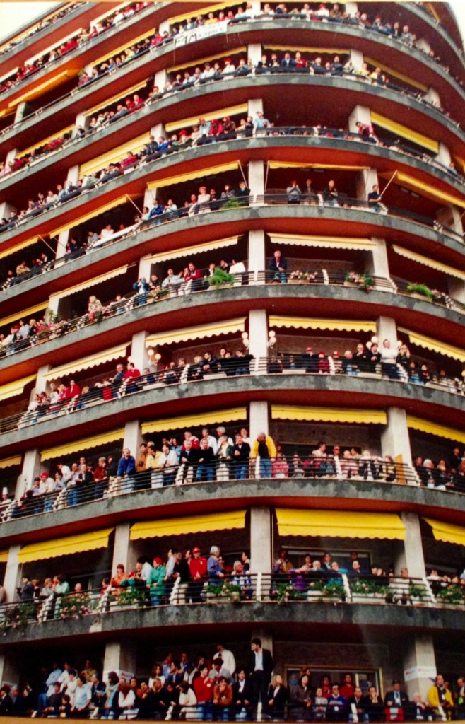 When balconies were really full