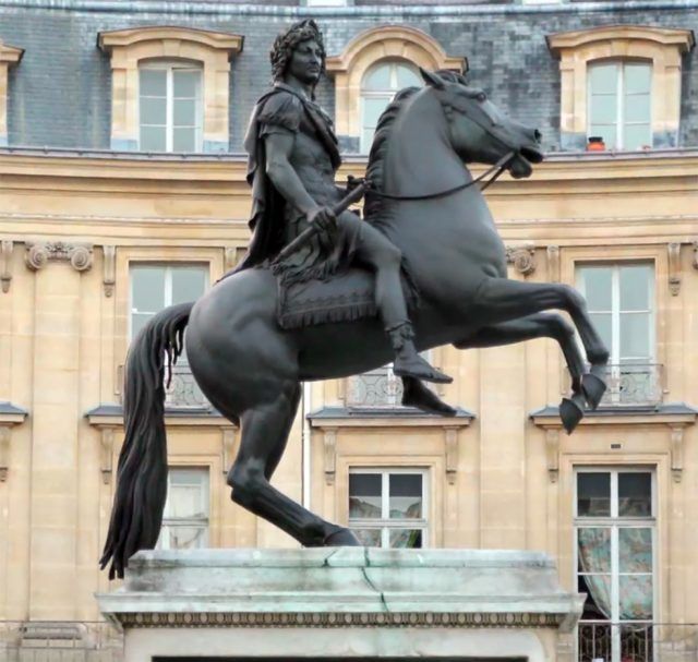 Equestrian statue of Louis XIV, Place des Victoires in Paris, work of François-Joseph Bosio. Photo: Froggiesmedia