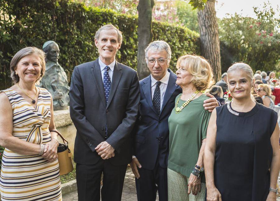 From left to right: Ms Masset, H.E. Mr Christian Masset, France’s Ambassador to Italy, H.E. Mr Robert Fillon, Monaco’s Ambassador to Italy, Ms Mireille Fillon, Ms Martine Garcia-Mascarenhas, Second Secretary at the Monegasque Embassy in Italy © DR