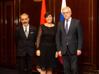 From left to right: Mr. Gérard Pettiti; HE Ms Mireille Pettiti, Ambassador of the Principality of Monaco to the Russian Federation and Mr Alexander Grushko, Russian Vice-Ministers of Foreign Affairs. © DR