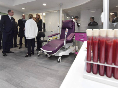 Inauguration of the new sampling site of the laboratory and the new Blood Transfusion Center2 - Copyright - Directorate of Communication / Michael Alési