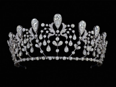 Diadème de la princesse de Bourbon-Parme - Joseph CHAUMET (1852-1928) - 1919 - Platine et diamants - H. 7 ; L. 18 cm - Paris, collection Chaumet, MUS 124