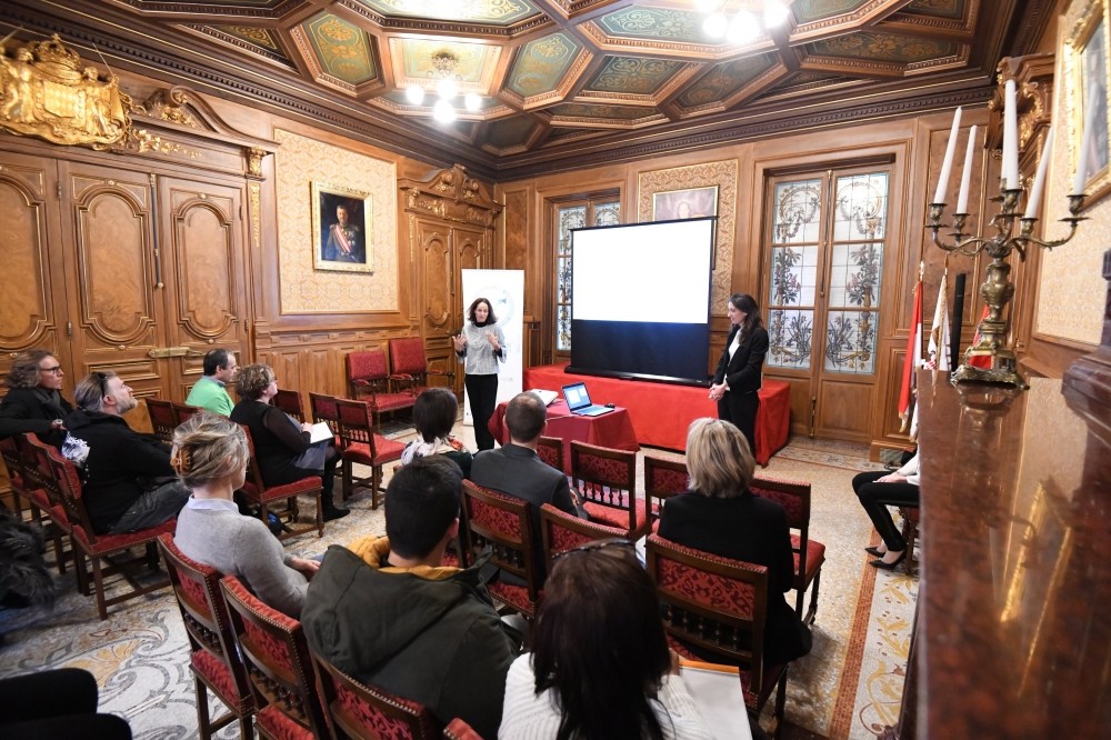 Annabelle Jaeger-Seydoux, Director of the Government's Energy Transition Mission, and her collaborator Isabelle Curau-Bloch