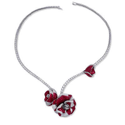 Photo: Stenzhorn Peoni Princess necklace (20.40ct white diamonds, 25.90ct rubies)