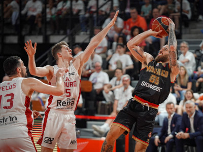 Mike James: AS Monaco Basket v Bourg-en-Bresse