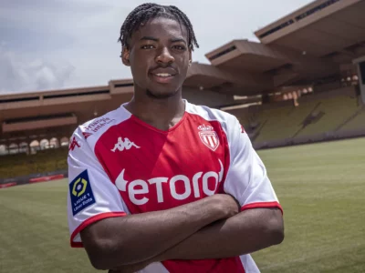 Romaric Etonde at his unveiling as a Monaco player