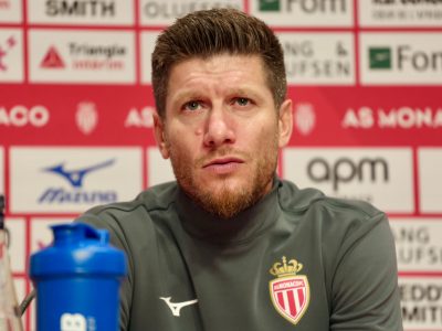 Sébastien Pocognoli speaks in his presentation as manager of AS Monaco