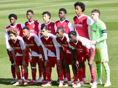 Monaco's Groupe Élite lining up for their team photo.