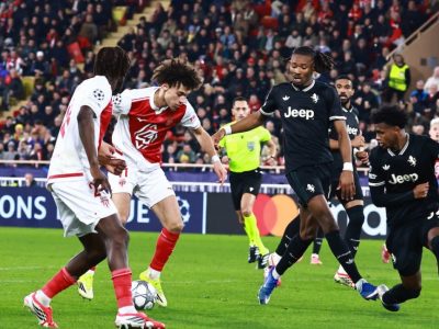 Maghnes Akliouche shoots under pressure from Khéphren Thuram during Monaco's draw against Juventus