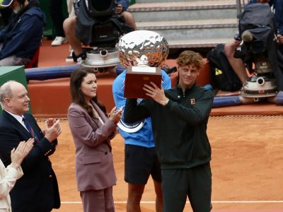 Sinner holds the Monte-Carlo Masters trophy aloft